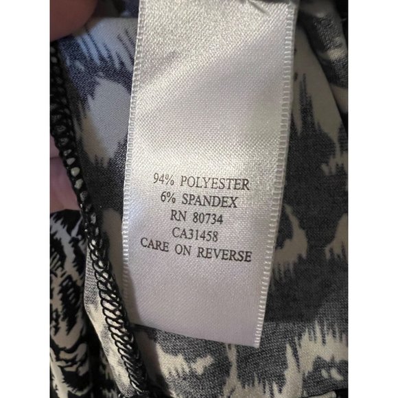 BCBGMaxAzria Dress M Medium Wrap Stretch Career Church Black Ivory Washable - Picture 13 of 13